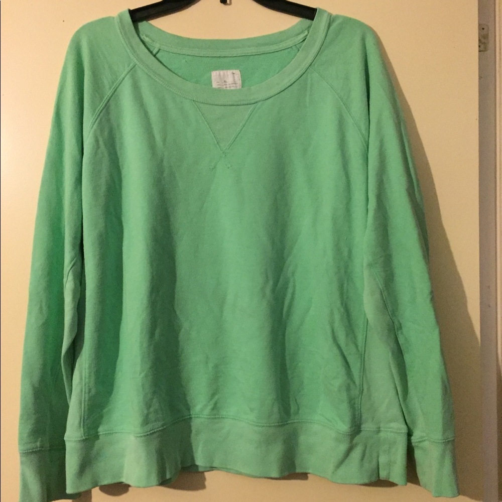Gap Women's Lightweight top